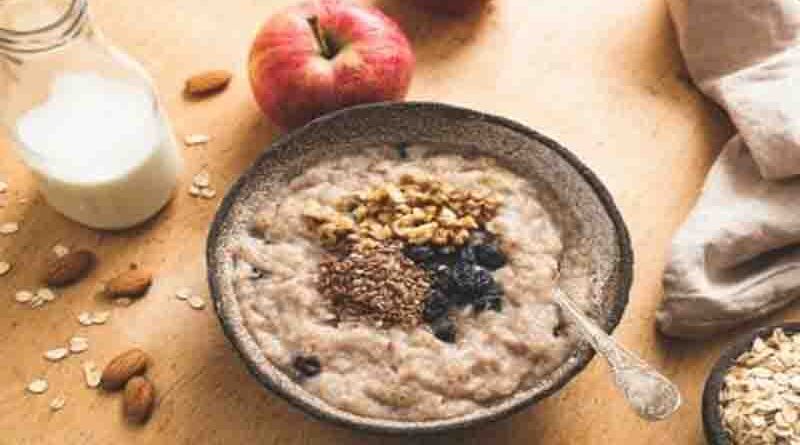 Nutritious and easy-to-swallow porridge for older adults